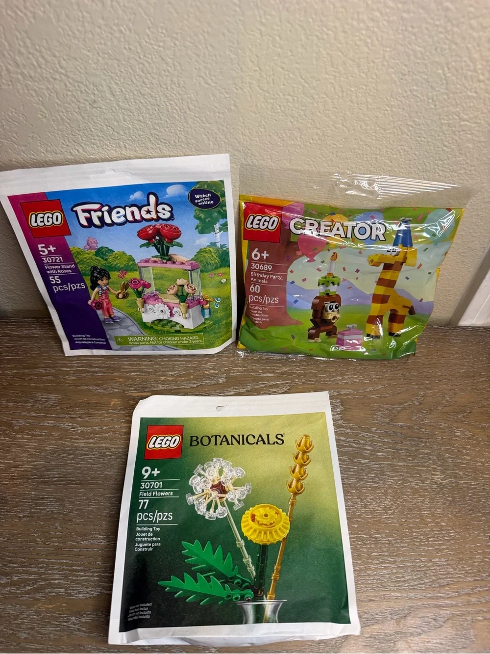 Lego botanicals field flowers, Birthday Creator 30689 and Lego Friends 30721